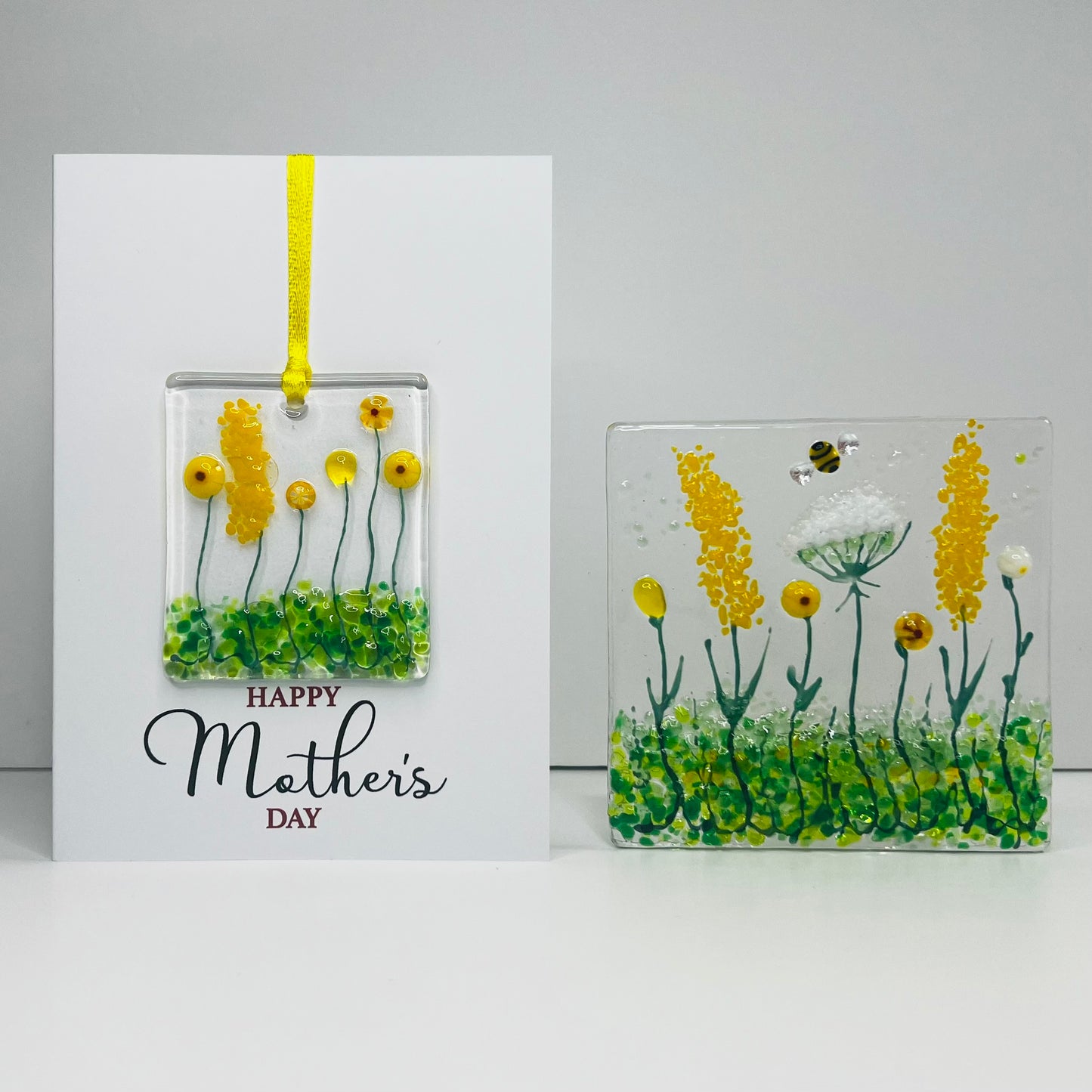 Mother’s Day Glass Gift Set – Fused Glass Floral Keepsake Card & Matching Tealight Holder