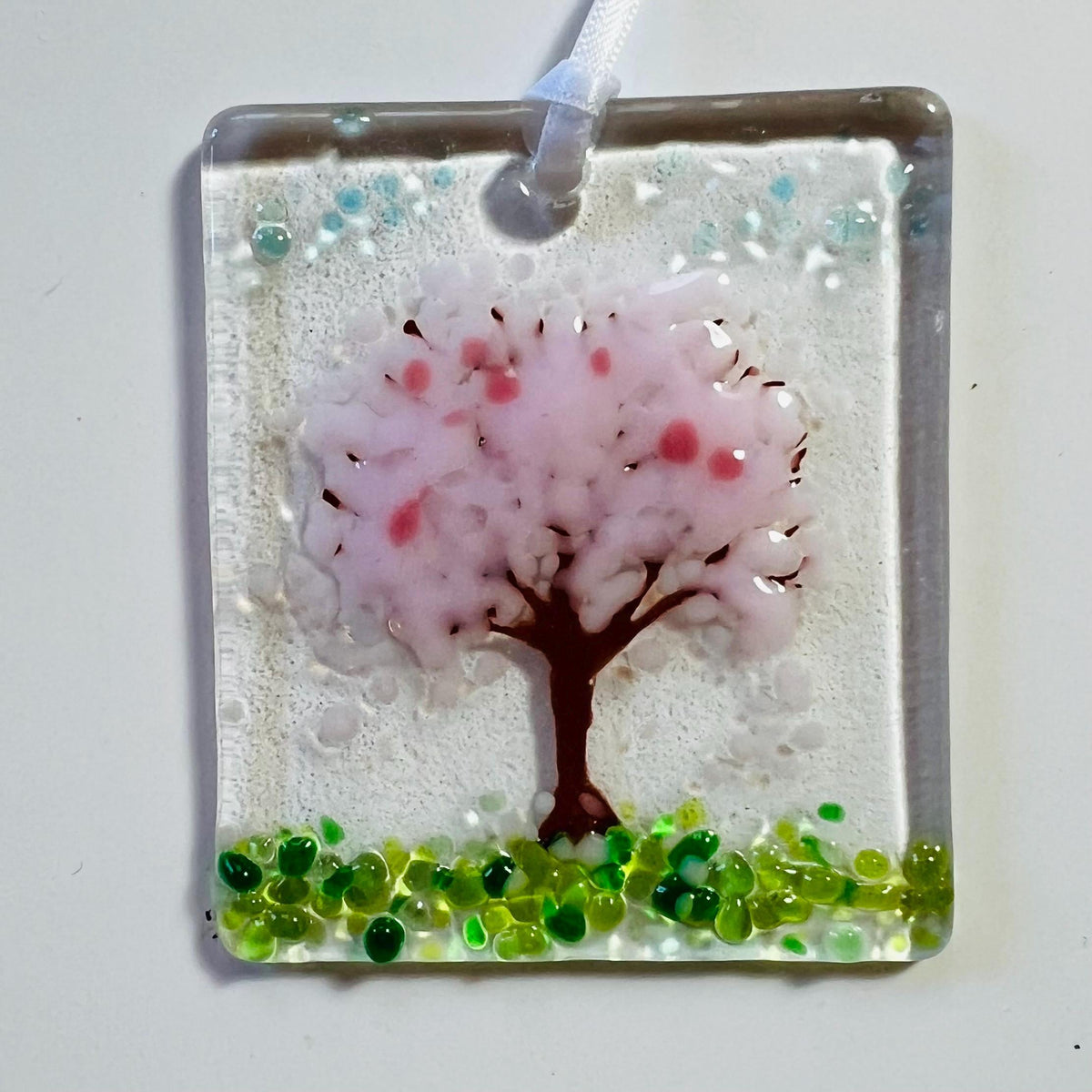 Small Glass Keepsake Gift – Floral Keepsake, Wedding Favours or Memorial